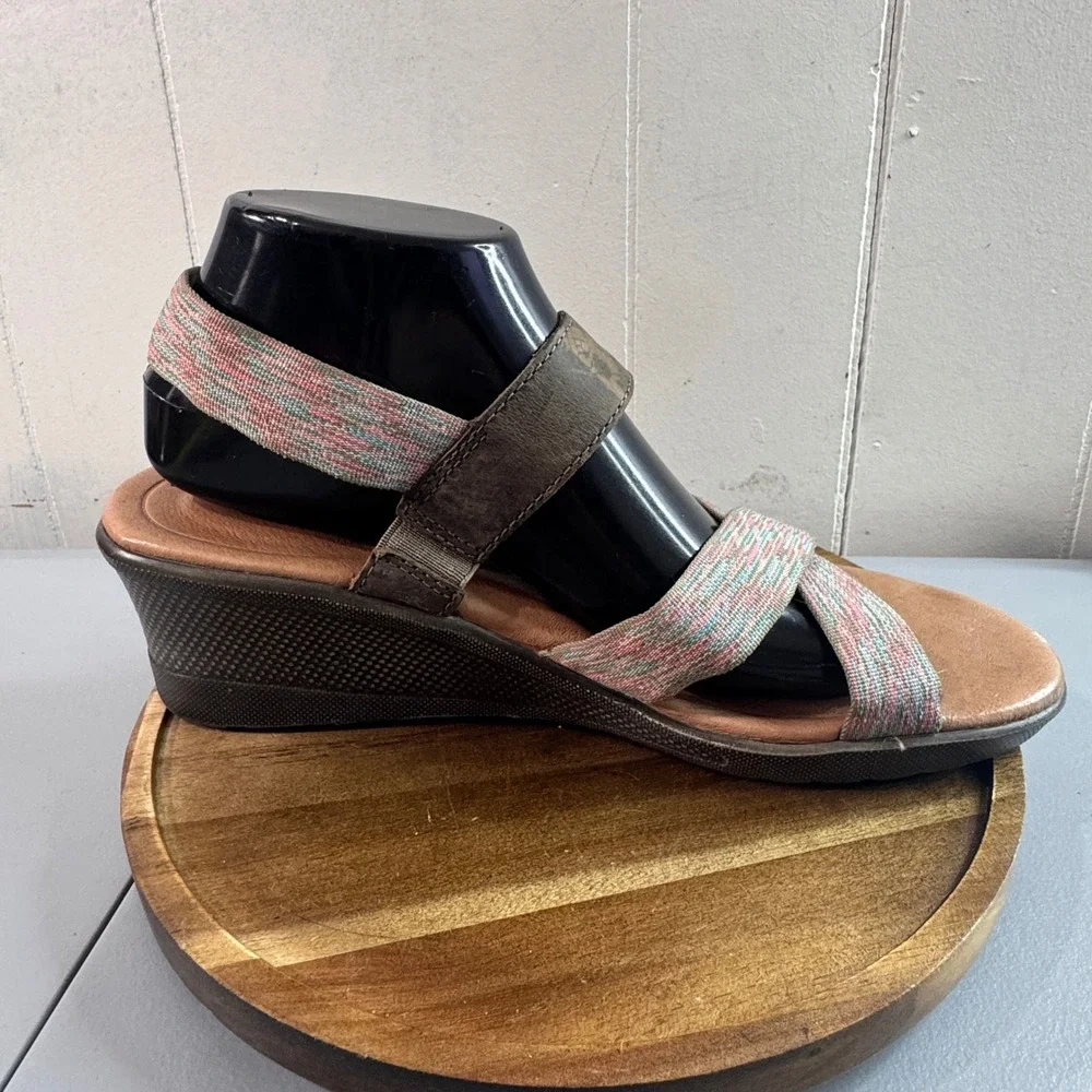 Keen Wedge Sandals Womens 9.5 Brown Multi Good Boho Strappy Buckle 1014313